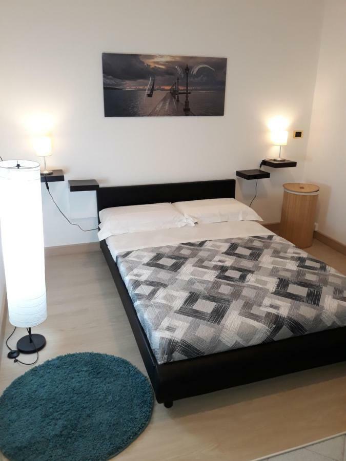 Rooms Center Wolf - Matrimoniale E Comunicanti Matera Exteriér fotografie